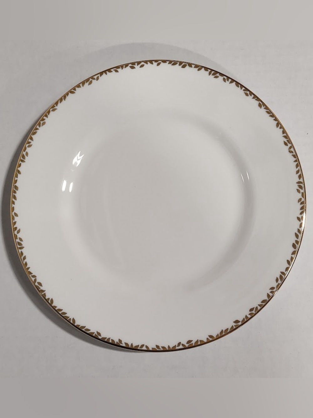 Wedgwood Vera Wang Gilded Leaf Salad Plate, 8”, Fine Bone China, NEW